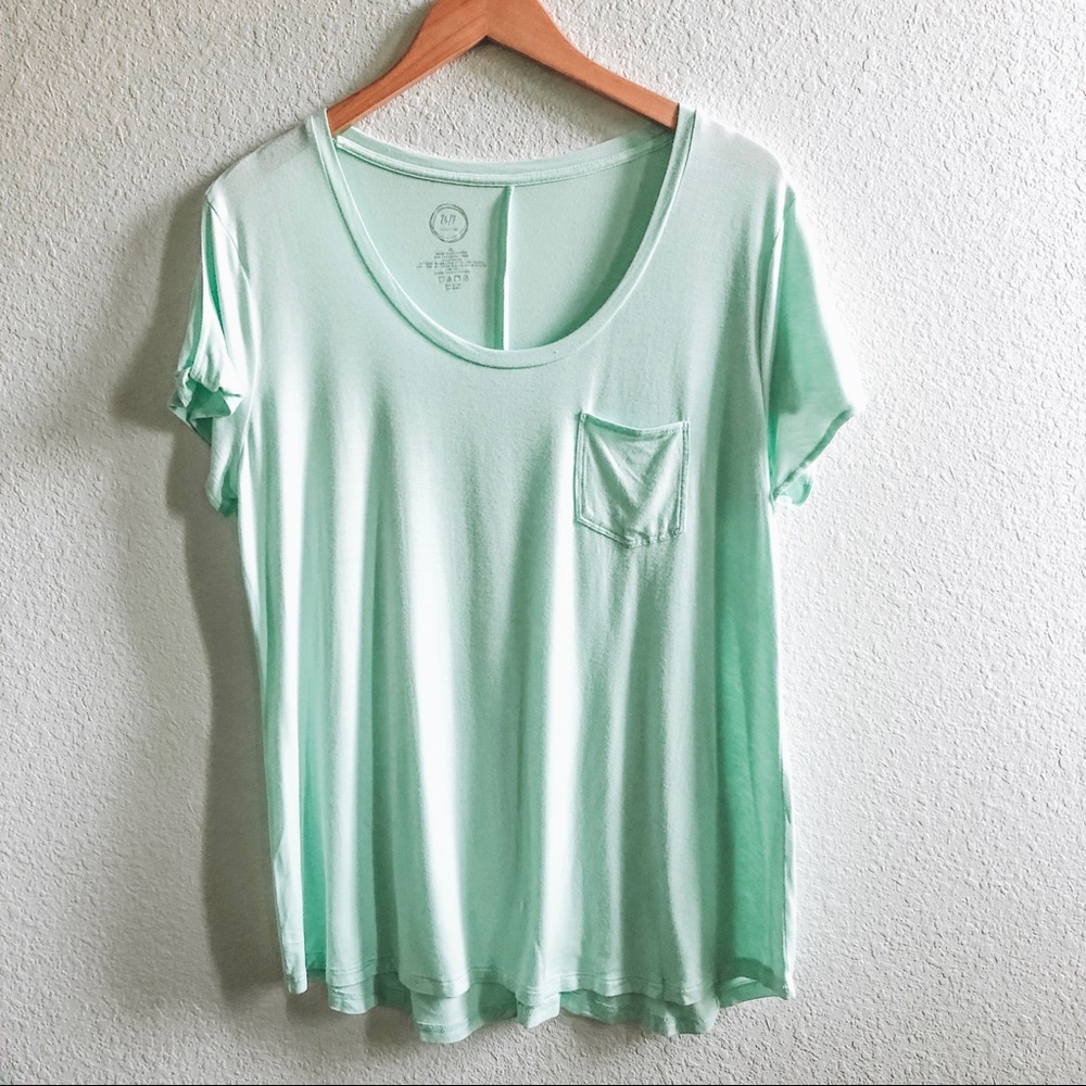 Maurices 24/7 Scoop Pocket Cold Shoulder Tee